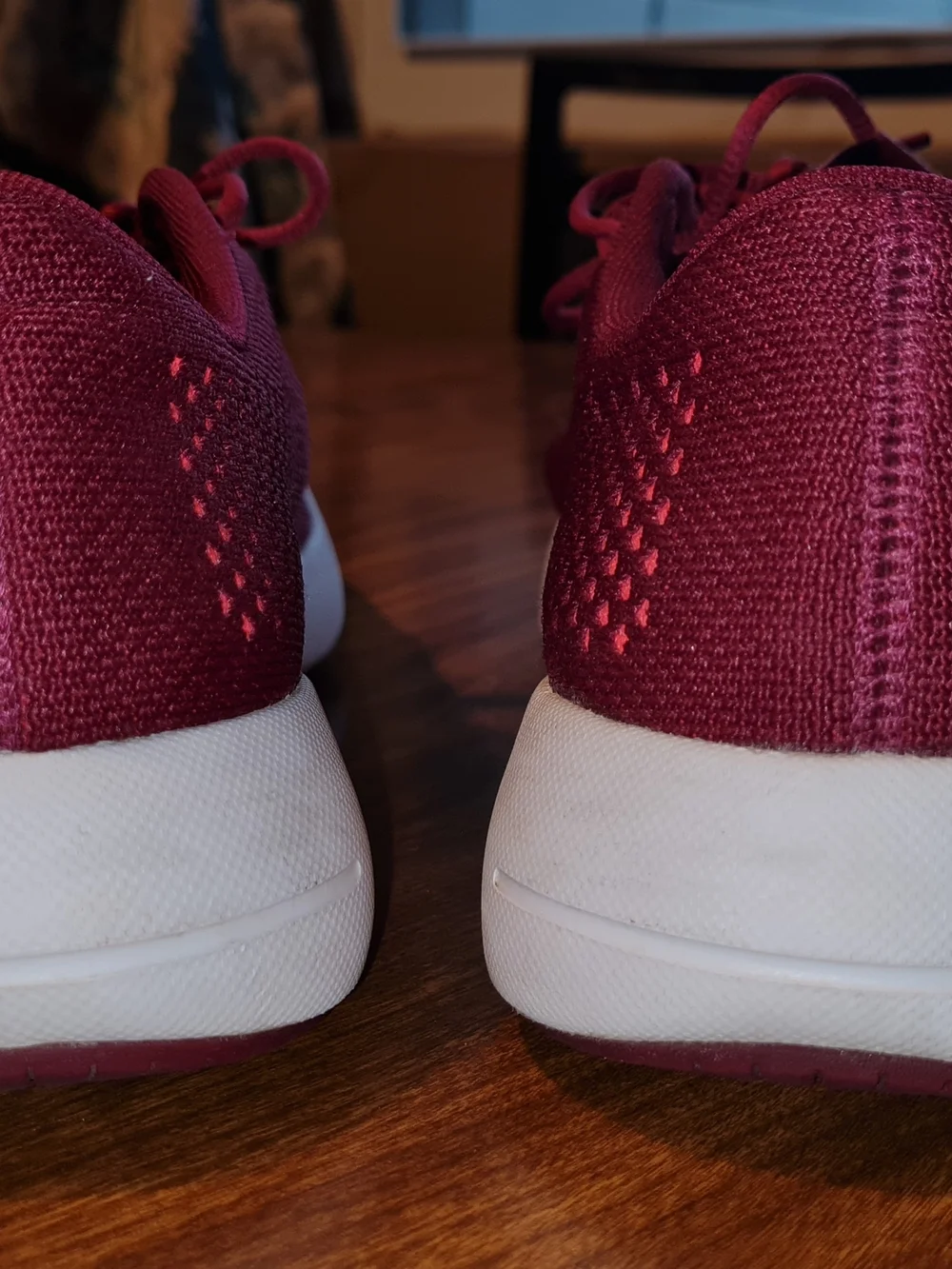 Under Armour Rapid LE Sneakers with White Sole